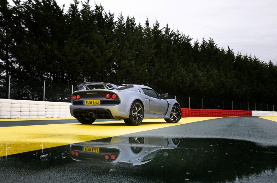  Lotus Exige S 2012 года  (фото 19 из 42)